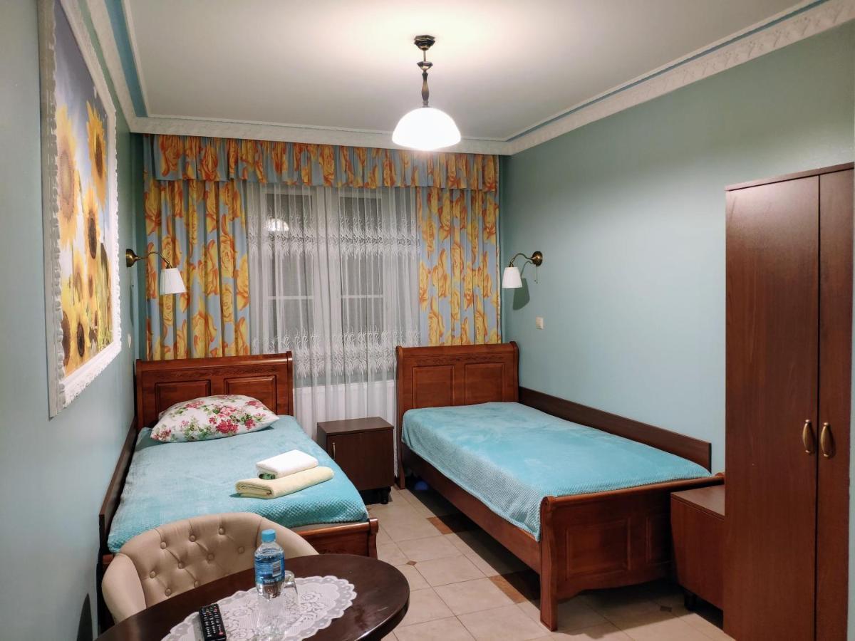 Bed and Breakfast Dwor Bartnika Narewka Exterior foto