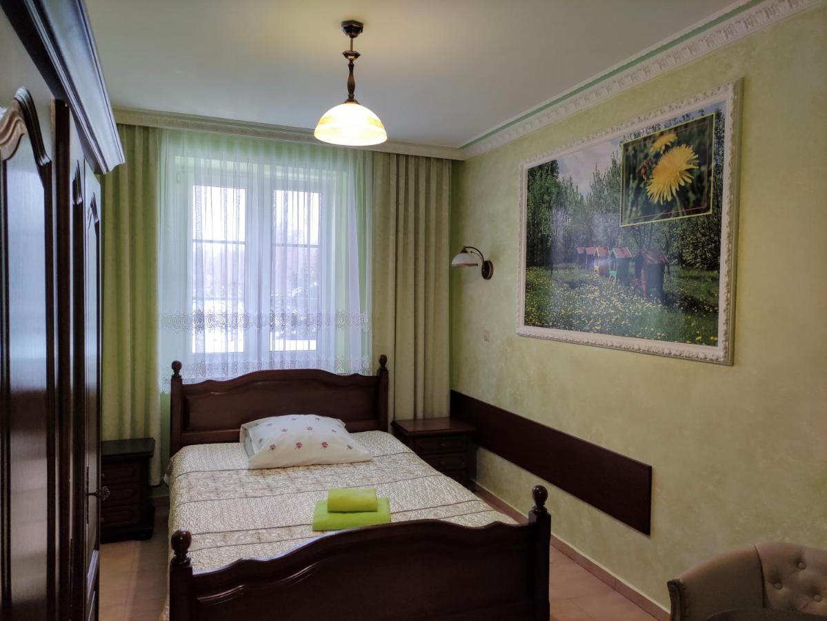 Bed and Breakfast Dwor Bartnika Narewka Exterior foto