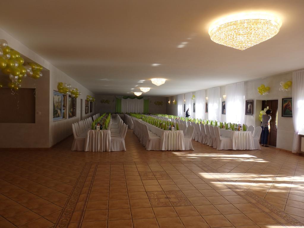 Bed and Breakfast Dwor Bartnika Narewka Exterior foto
